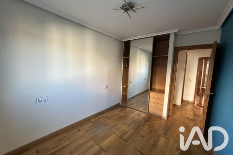 Huoneisto myytävänä San Andres del Rabanedo, Leon, Espanja, 2 makuuhuonetta, 68 m2 No. 195799 - kuva 11