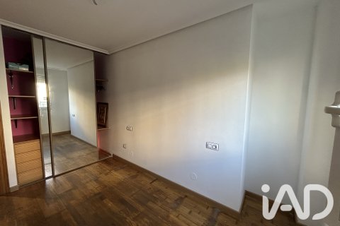Huoneisto myytävänä San Andres del Rabanedo, Leon, Espanja, 2 makuuhuonetta, 68 m2 No. 195799 - kuva 14