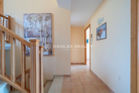 Dom w Platja D'aro, Girona, Hiszpania 3 sypialnie, 290 mkw. nr 176937 – zdjęcie 10