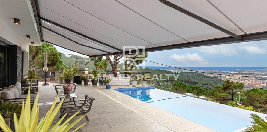 Willa w Lloret de Mar, Girona, Hiszpania 4 sypialnie, 372 mkw. nr 176935