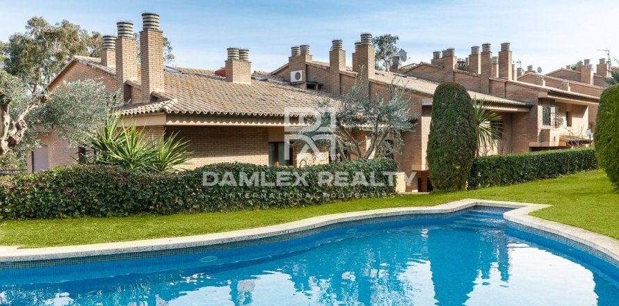 Kamienica w Lloret de Mar, Girona, Hiszpania 5 sypialni, 450 mkw. nr 176940