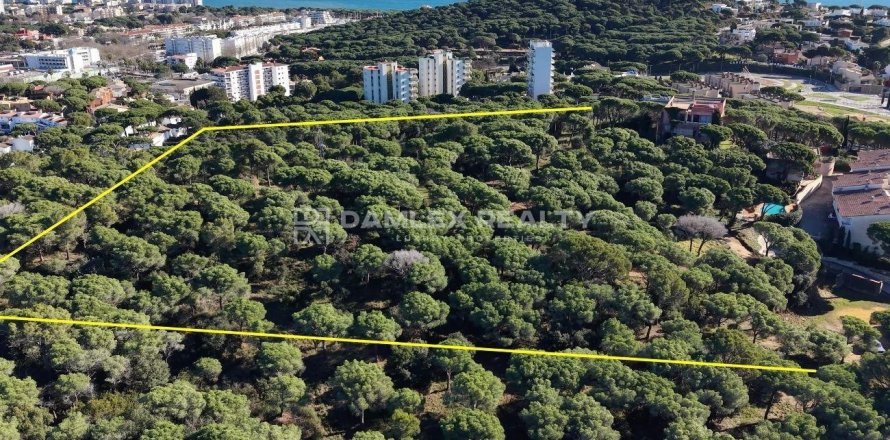 Tontti S'Agaro, Girona, Espanja 6860 m2 No. 176938