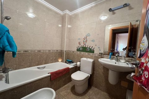 Duplex in vendita a Villamartin, Alicante, Spagna 3 camere da letto, 190 mq. N° 168734 - foto 17