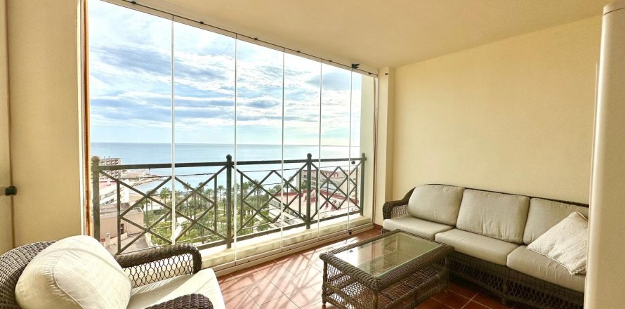 Apartment à Torrevieja, Alicante, Espagne 3 chambres, 95 m2 No. 155636