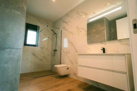 Dzīvoklis pārdošanā Pinoso, Alicante, Spānijā 3 istabas, Nr. 149804 - attēls 17