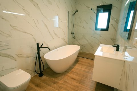 Dzīvoklis pārdošanā Pinoso, Alicante, Spānijā 3 istabas, Nr. 149804 - attēls 20