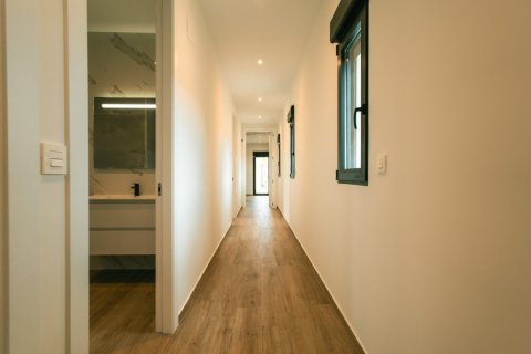 Dzīvoklis pārdošanā Pinoso, Alicante, Spānijā 3 istabas, Nr. 149804 - attēls 16