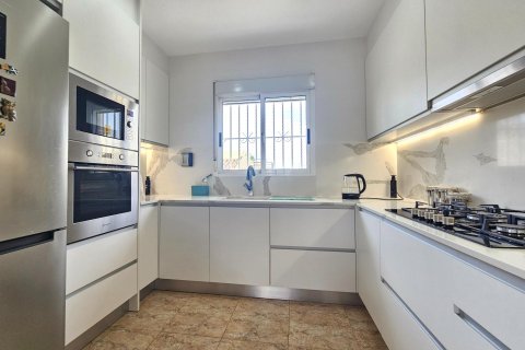 Villa en venta en Benijófar, Alicante, España 3 dormitorios, 130 m2 No. 149801 - foto 4