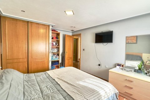 Продажа квартиры в Торревьеха, Аликанте, Испания 4 спальни, 120м2 №149800 - фото 27