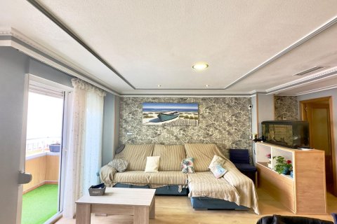 Продажа квартиры в Торревьеха, Аликанте, Испания 4 спальни, 120м2 №149800 - фото 2