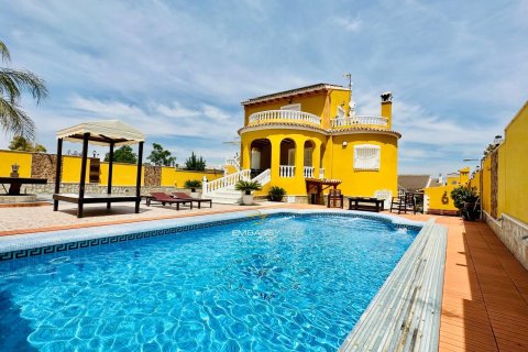 Villa en Montepinar, Alicante, España 5 dormitorios, 201 m2 No. 149799