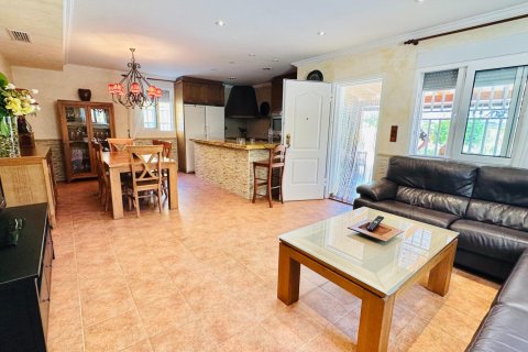 Villa en venta en Montepinar, Alicante, España 5 dormitorios, 201 m2 No. 149799 - foto 12