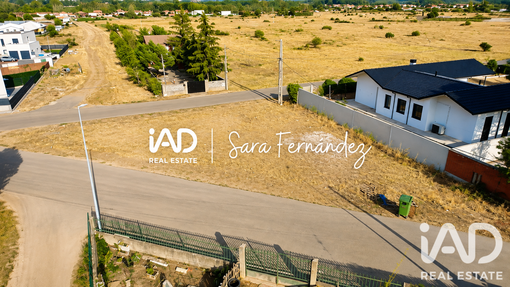 Land plot à Sariegos, Leon, Espagne 600 m2 No. 194414