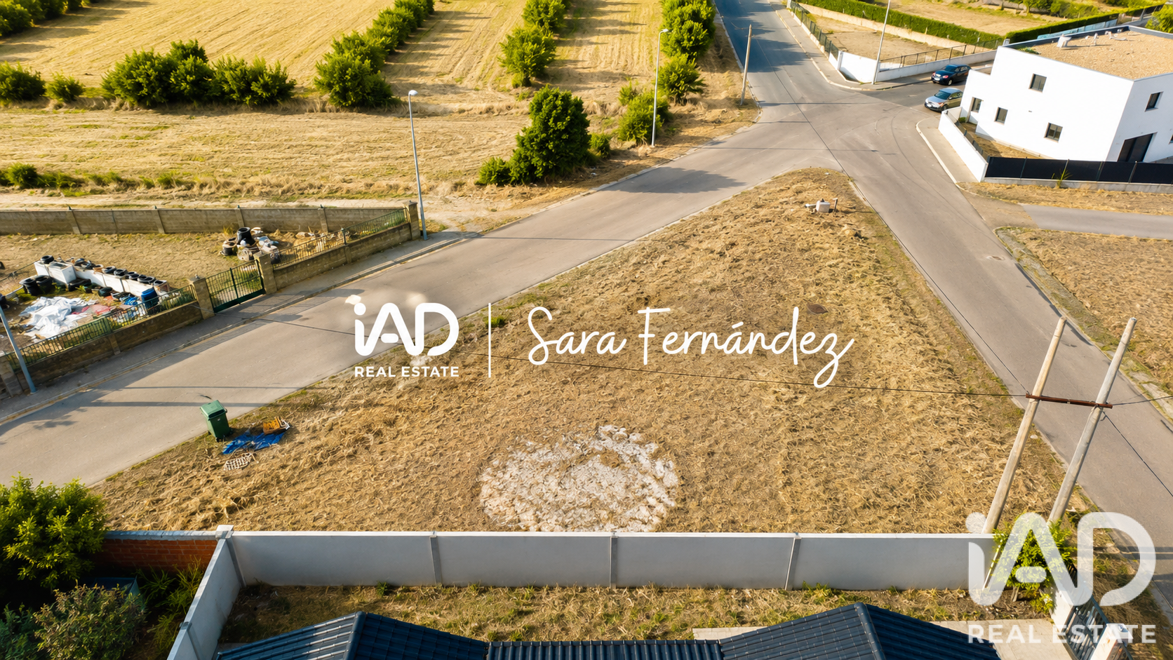 Land plot à Sariegos, Leon, Espagne 600 m2 No. 194414