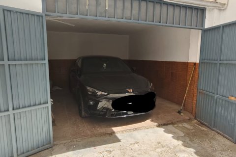 Garage for sale in Ecija, Seville, Spain 28 sq.m. No. 187957 - photo 2