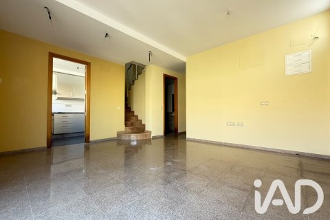 Casa adosada en venta en Castelló de Rugat, València, España 4 dormitorios, 111 m2 No. 187958 - foto 7