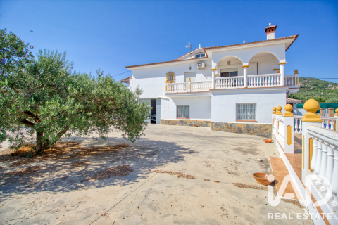 Casa in vendita a Alora, Malaga, Spagna 3 camere da letto, 1458 mq. N° 187956 - foto 9