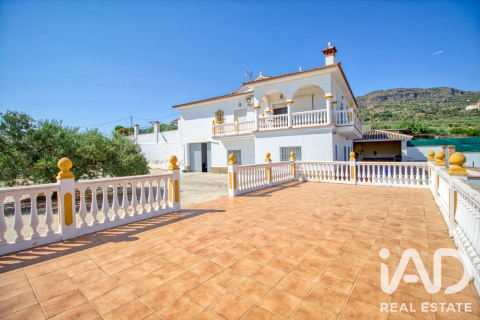 Casa in vendita a Alora, Malaga, Spagna 3 camere da letto, 1458 mq. N° 187956 - foto 3