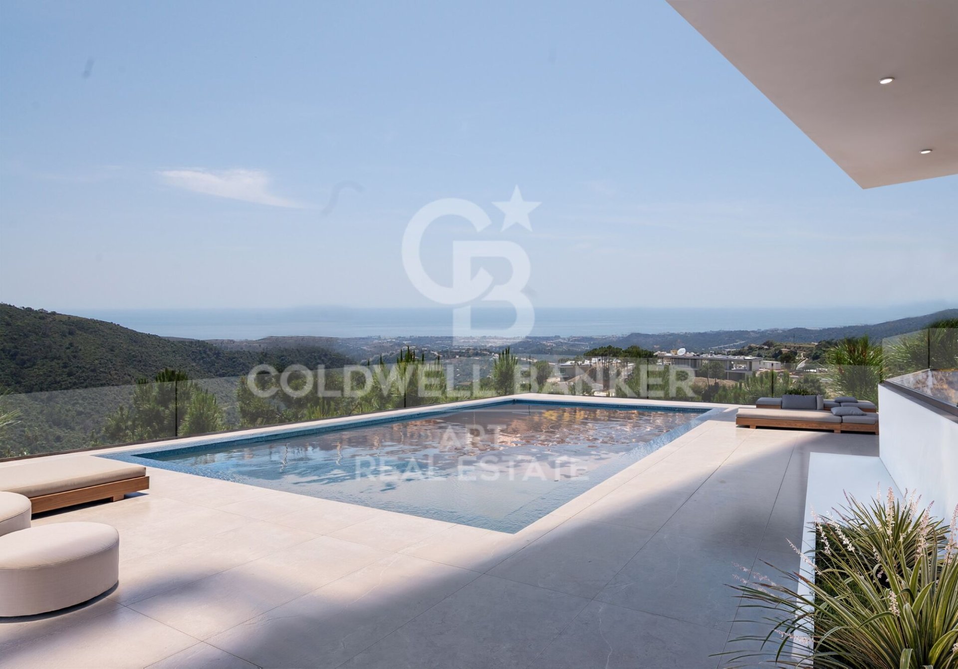 Villa i Benahavis, Malaga, Spanien 4 sovrum, 596 kvm. Nr. 178489