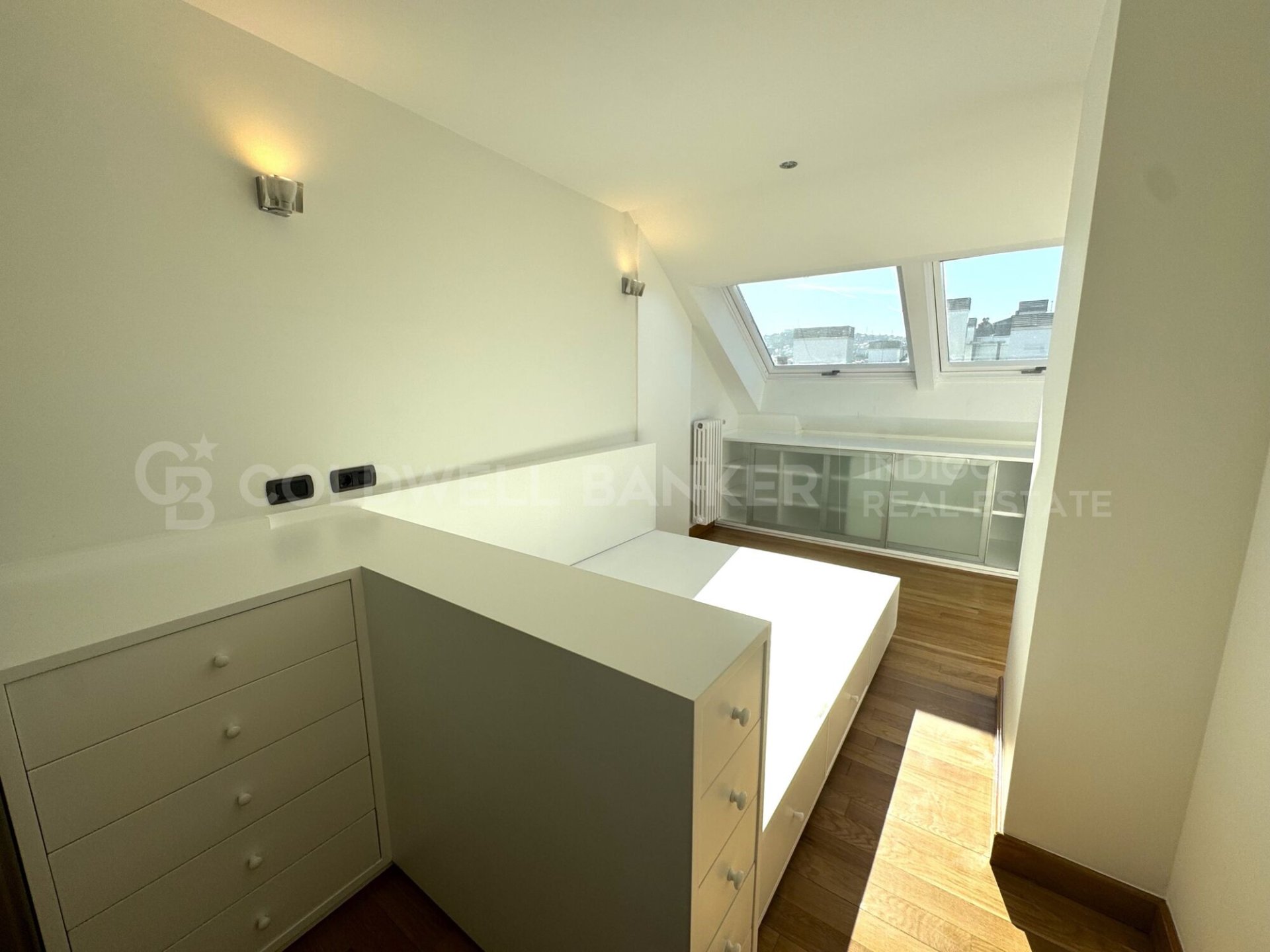Duplex in Vigo, Pontevedra, Spain 1 bedroom, 115 sq.m. No. 178493