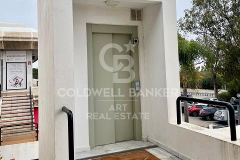 Liikekiinteistö myytävänä Marbella, Malaga, Espanja, 1 makuuhuone, 130 m2 No. 157184 - kuva 15