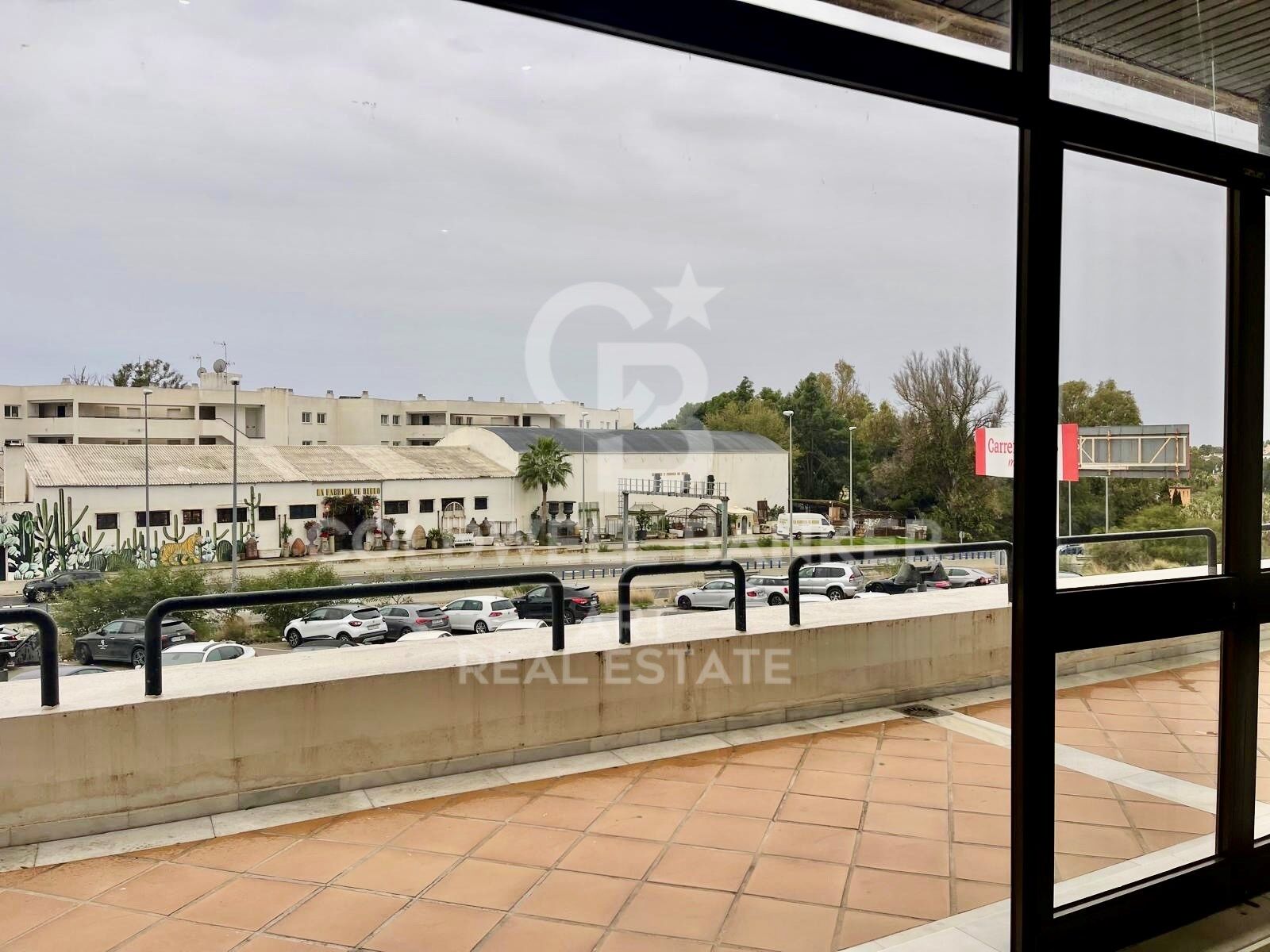 Lokal usługowy w Marbella, Malaga, Hiszpania 1 sypialnia, 130 mkw. nr 157184