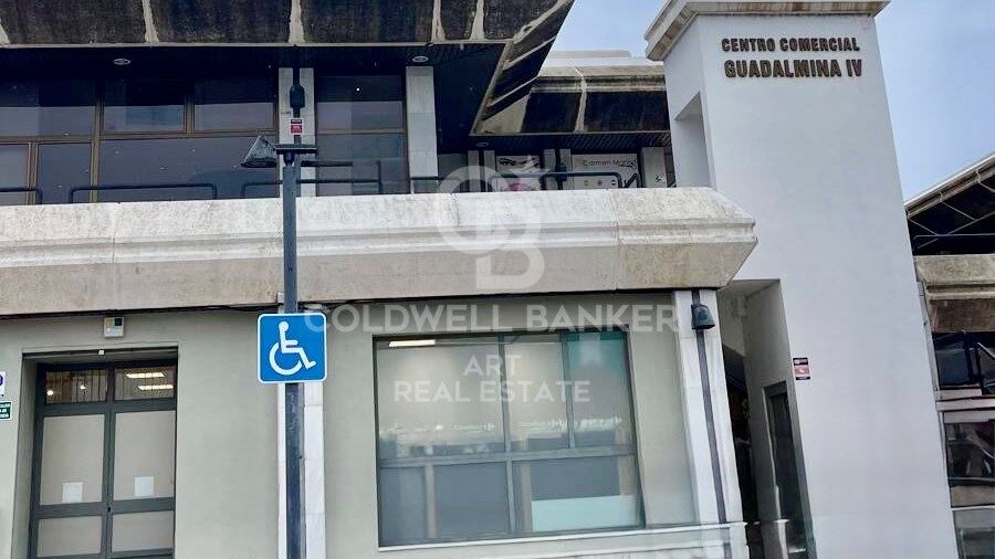 Lokal usługowy w Marbella, Malaga, Hiszpania 1 sypialnia, 130 mkw. nr 157184