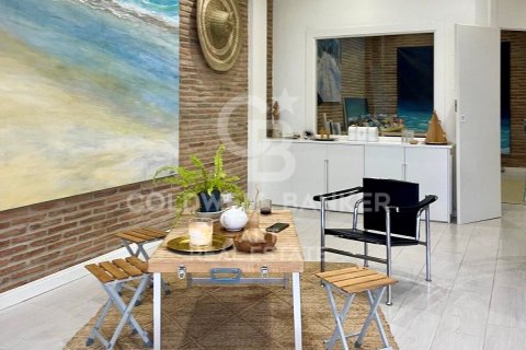 Liikekiinteistö myytävänä Marbella, Malaga, Espanja, 1 makuuhuone, 130 m2 No. 157184 - kuva 4