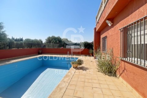 House for sale in Llers, Girona, Spain 5 bedrooms, 369 sq.m. No. 157186 - photo 24