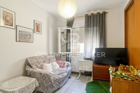 House for sale in Llers, Girona, Spain 5 bedrooms, 369 sq.m. No. 157186 - photo 11