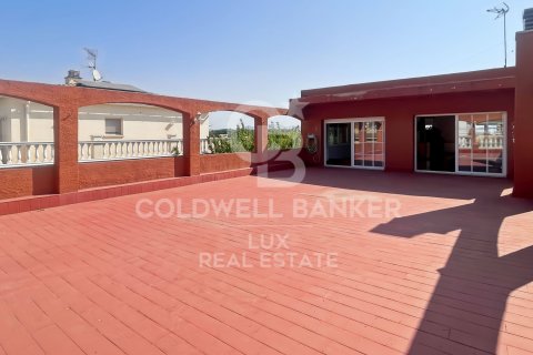 House for sale in Llers, Girona, Spain 5 bedrooms, 369 sq.m. No. 157186 - photo 7