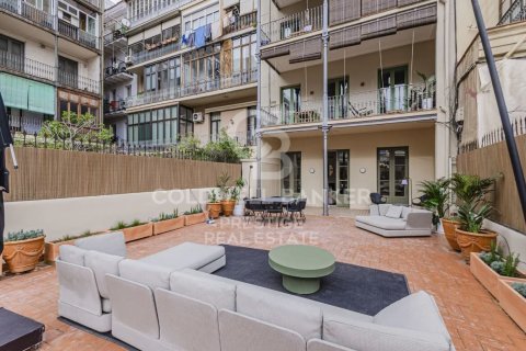 Apartamento en venta en Barcelona, España 3 dormitorios, 242 m2 No. 157185 - foto 8