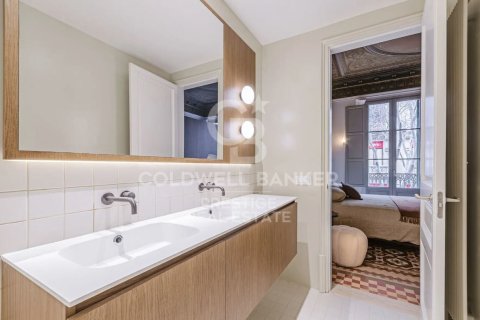 Apartamento en venta en Barcelona, España 3 dormitorios, 242 m2 No. 157185 - foto 24
