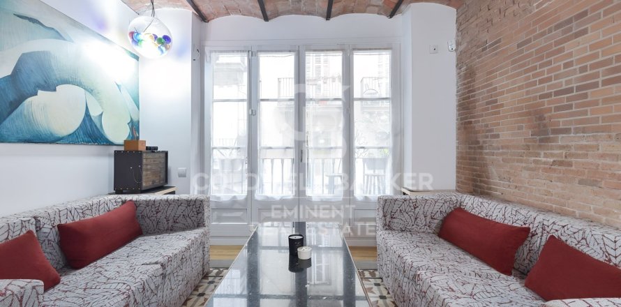 Apartamento en Barcelona, España 4 dormitorios, 164 m2 No. 157187